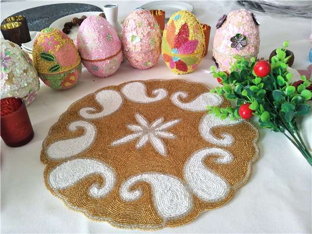 Factory Direct Selling Processing and Custom Beaded placemat Hand-Made Cup Matdishes Disc Pad Dinner Flag Table Mat Tea Table Mat