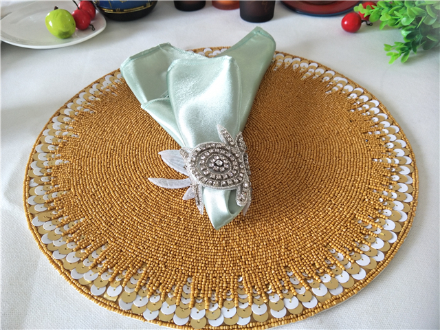 Factory Direct Selling Processing and Custom Beaded placemat Hand-Made Cup Matdishes Disc Pad Dinner Flag Table Mat Tea Table Mat
