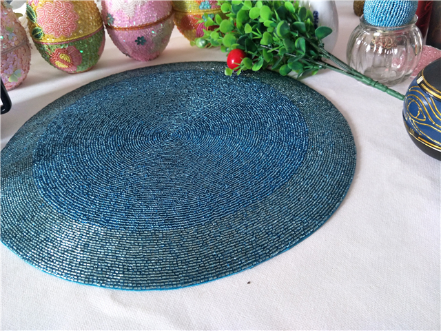 Factory Direct Selling Processing and Custom Beaded placemat Hand-Made Cup Matdishes Disc Pad Dinner Flag Table Mat Tea Table Mat