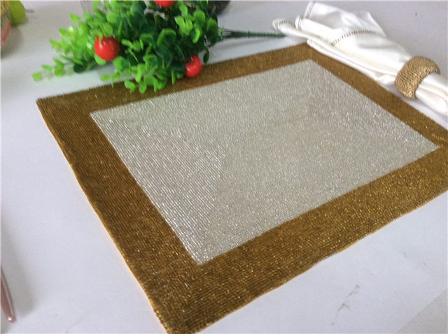 Factory Direct Selling Processing and Custom Beaded placemat Hand-Made Cup Matdishes Disc Pad Dinner Flag Table Mat Tea Table Mat
