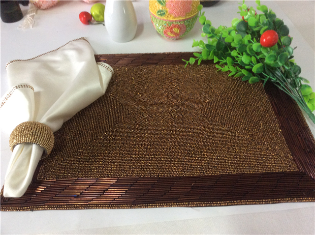 Factory Direct Selling Processing and Custom Beaded placemat Hand-Made Cup Matdishes Disc Pad Dinner Flag Table Mat Tea Table Mat