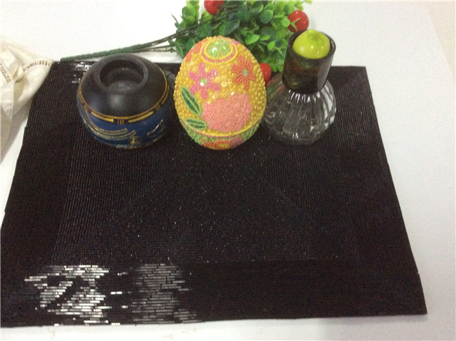 Factory Direct Selling Processing and Custom Beaded placemat Hand-Made Cup Matdishes Disc Pad Dinner Flag Table Mat Tea Table Mat