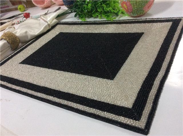 Factory Direct Selling Processing and Custom Beaded placemat Hand-Made Cup Matdishes Disc Pad Dinner Flag Table Mat Tea Table Mat