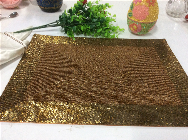 Factory Direct Selling Processing and Custom Beaded placemat Hand-Made Cup Matdishes Disc Pad Dinner Flag Table Mat Tea Table Mat