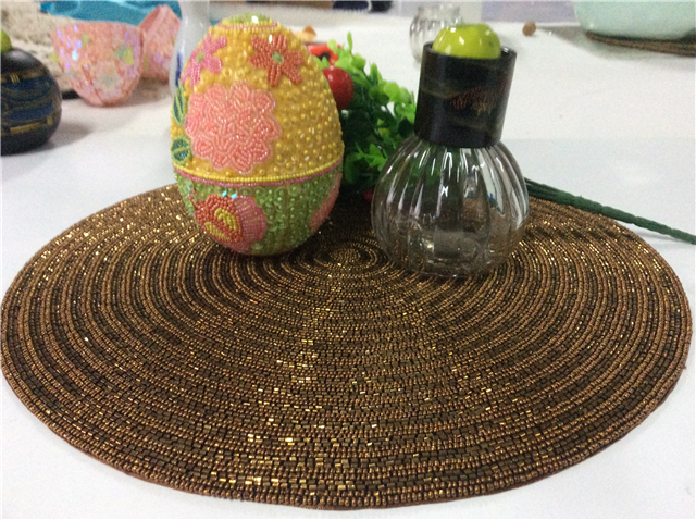 Factory Direct Selling Processing and Custom Beaded placemat Hand-Made Cup Matdishes Disc Pad Dinner Flag Table Mat Tea Table Mat
