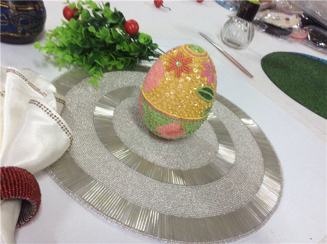 Factory Direct Selling Processing and Custom Beaded placemat Hand-Made Cup Matdishes Disc Pad Dinner Flag Table Mat Tea Table Mat