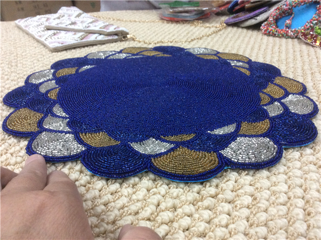 Factory Direct Selling Processing and Custom Beaded placemat Hand-Made Cup Matdishes Disc Pad Dinner Flag Table Mat Tea Table Mat